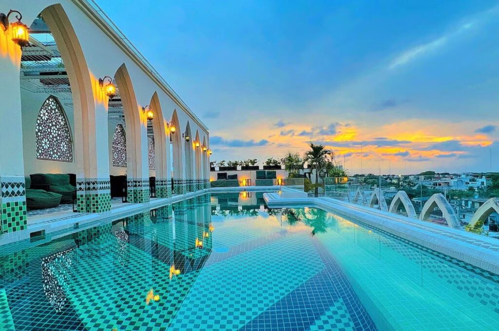 Propiedades Layla en Aldea Zama, Tulum, desarrollo boutique con esencia bohemia y administración hotelera.